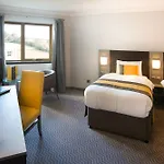 Newtown Park Hotel 3*