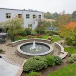Hotel Newtown Park 3*