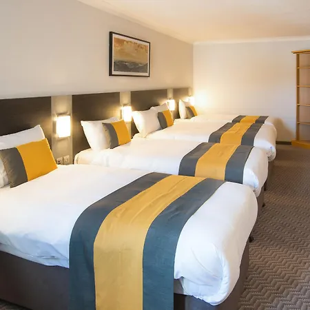 Newtown Park Hotel 3*