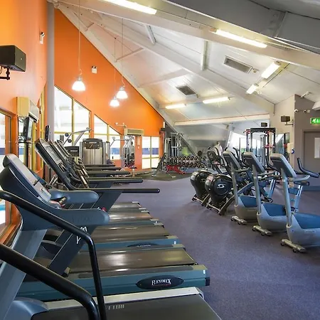 Newtown Park Hotel 3*