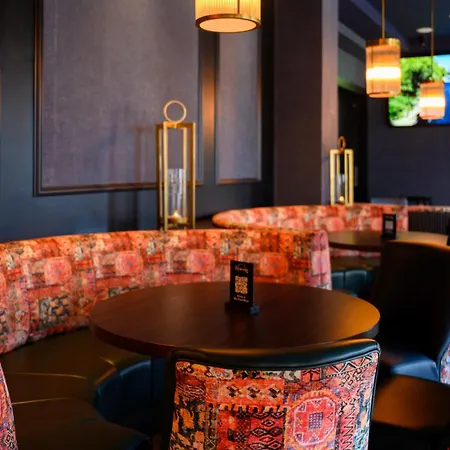 Newtown Park Hotel 3*