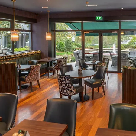 Newtown Park Hotell 3*