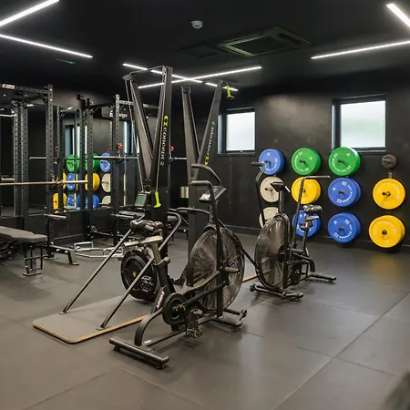 فندق Newtown Park 3*