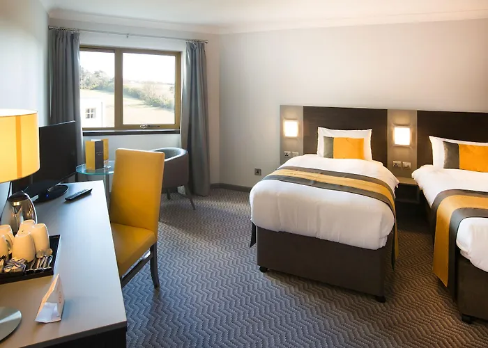 Newtown Park Hotel 3*