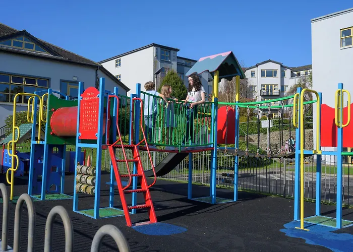 Newtown Park Hotel 3*