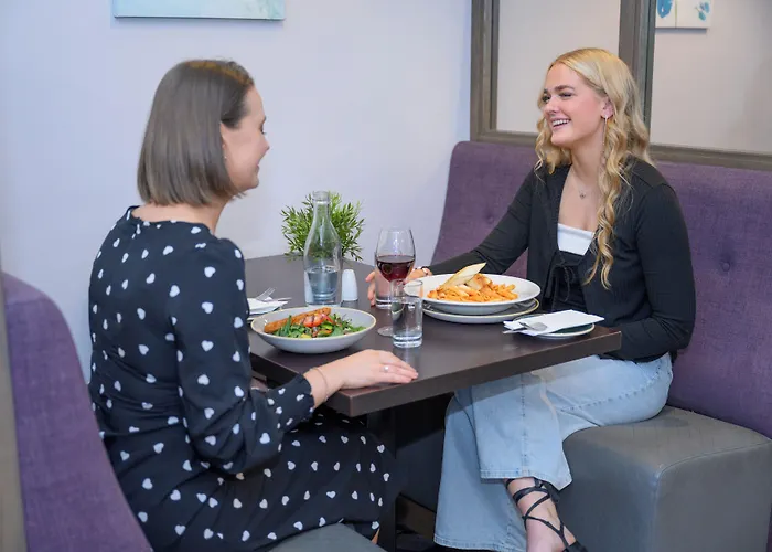 Newtown Park Hotel 3*