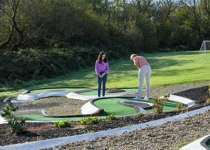 Newtown Park Hotel 3*