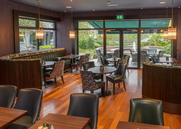 Newtown Park Hotel 3*